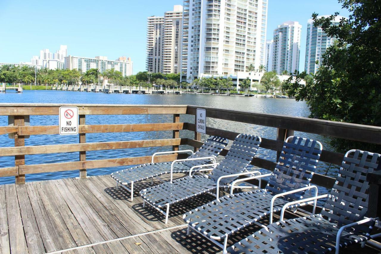 Апартаменти Yacht Club At Aventura 2 Bed 2 Bath Luxurius Cozy Brand New Екстер'єр фото